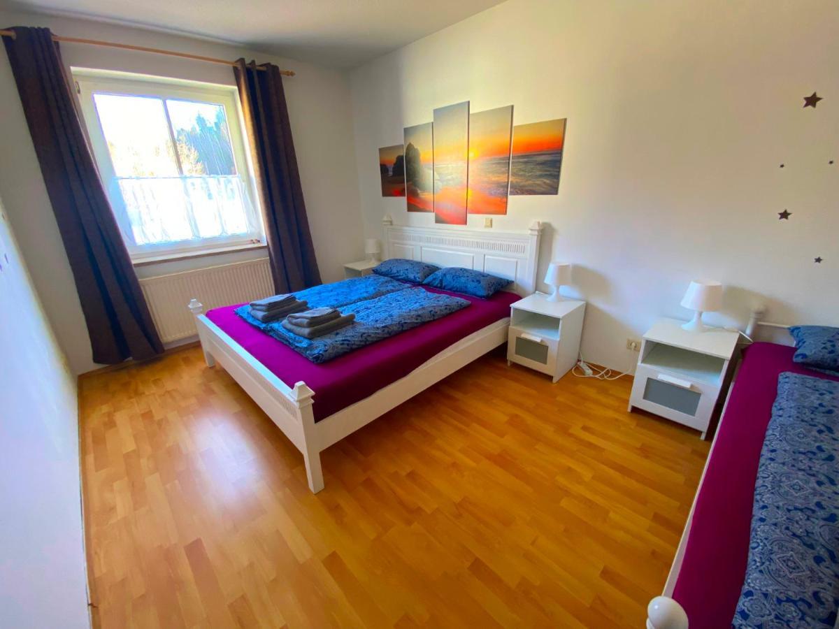 Ferienwohnung Greiz Bagian luar foto