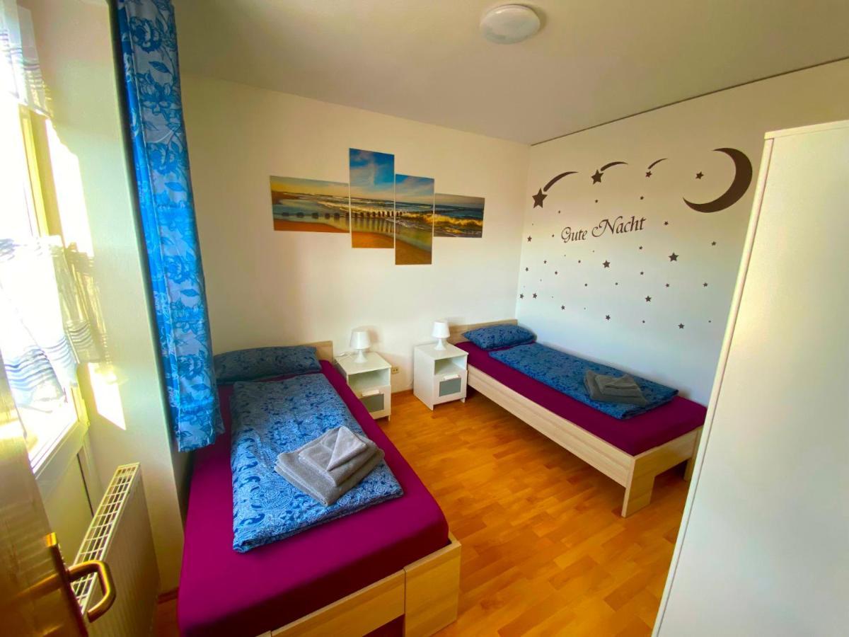 Ferienwohnung Greiz Bagian luar foto